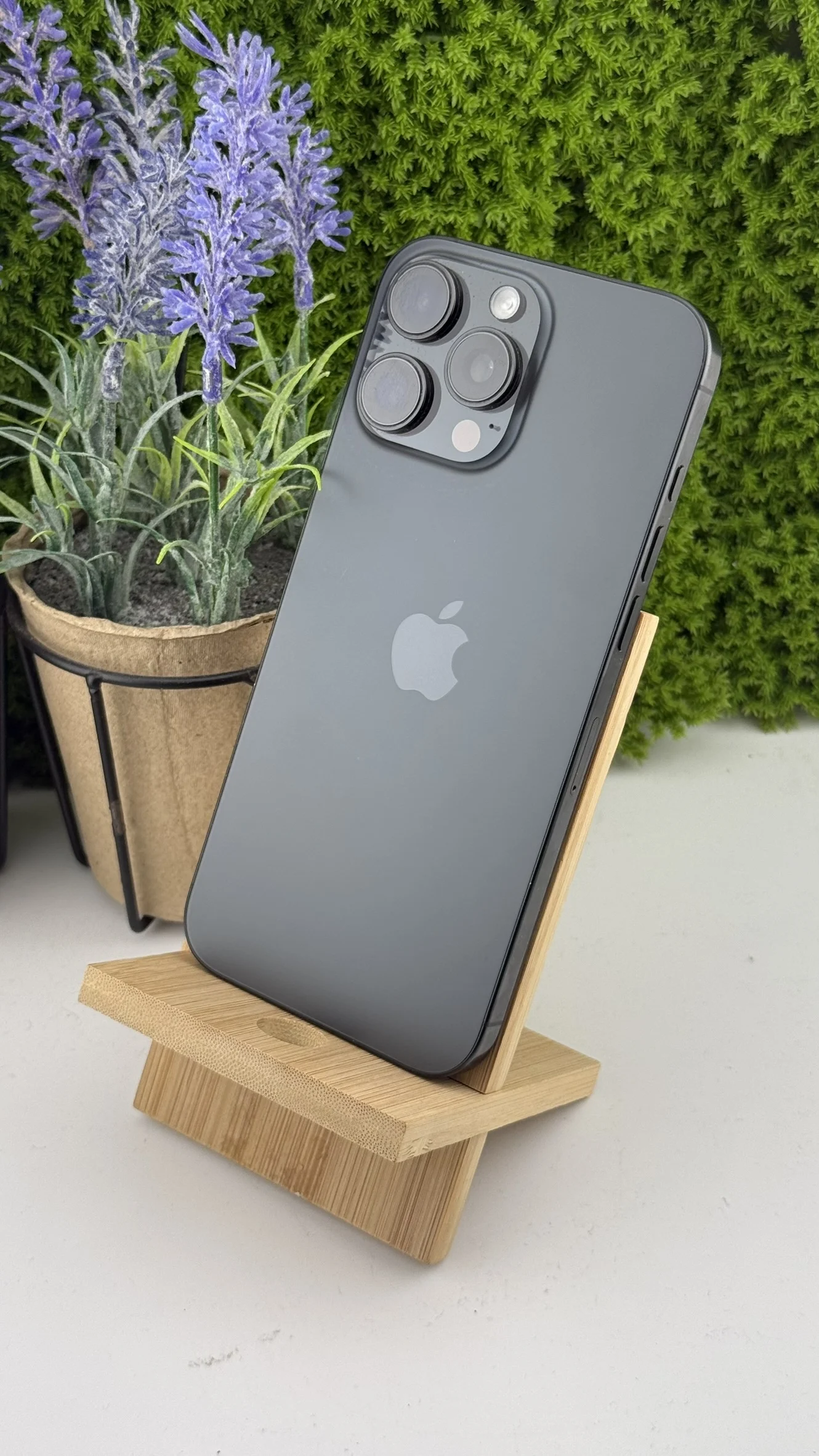 iPhone 16 pro max 256 - zdjęcie 3