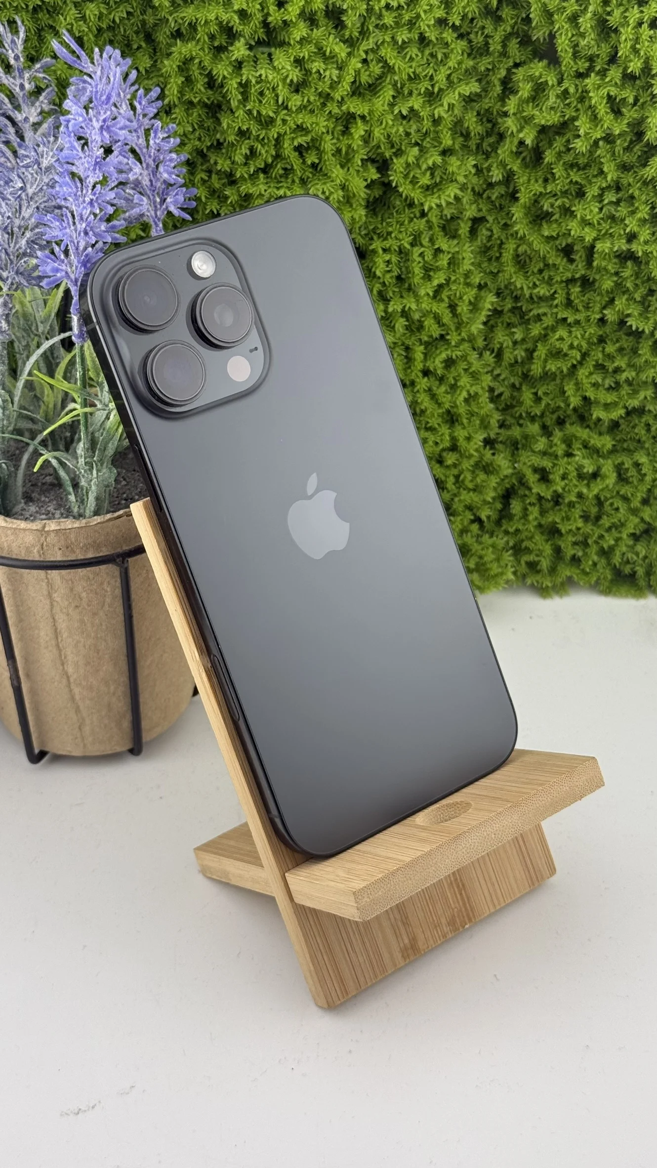 iPhone 16 pro max 256 - zdjęcie 4