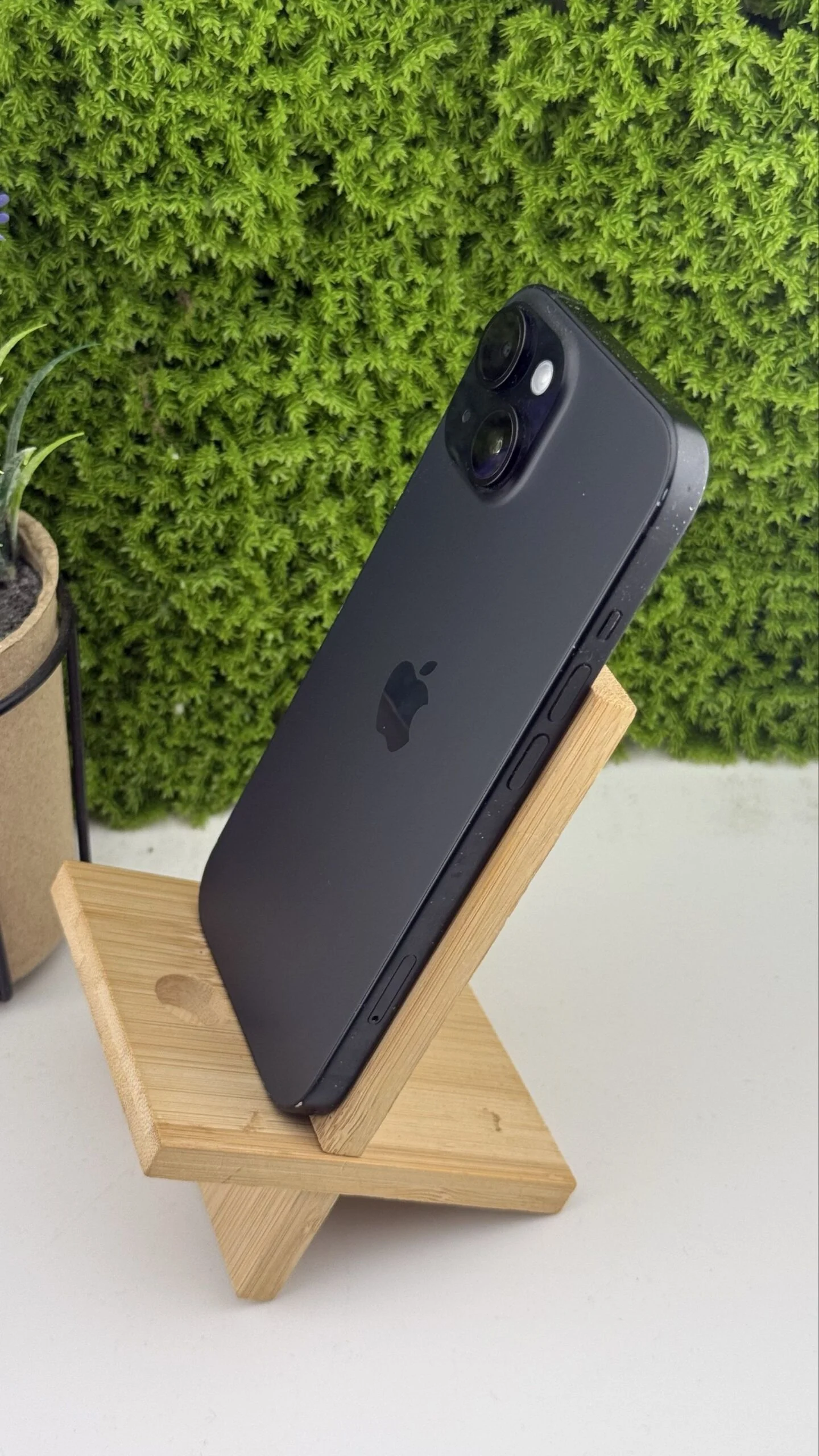 iPhone 15 128 GB Black - zdjęcie 3