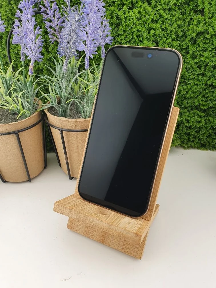iPhone 16 Pro 256 GB Desert Titanium - zdjęcie 2